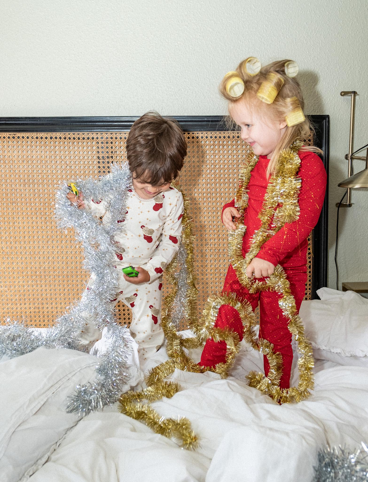 That's Mine Emilio nattøj - Lots of love christmas - 48% Bomuld (Økologisk), 47% Modal, 5% Elastan Buy Nattøj||personale||Jul 2025||Jersey||AW26||All here.
