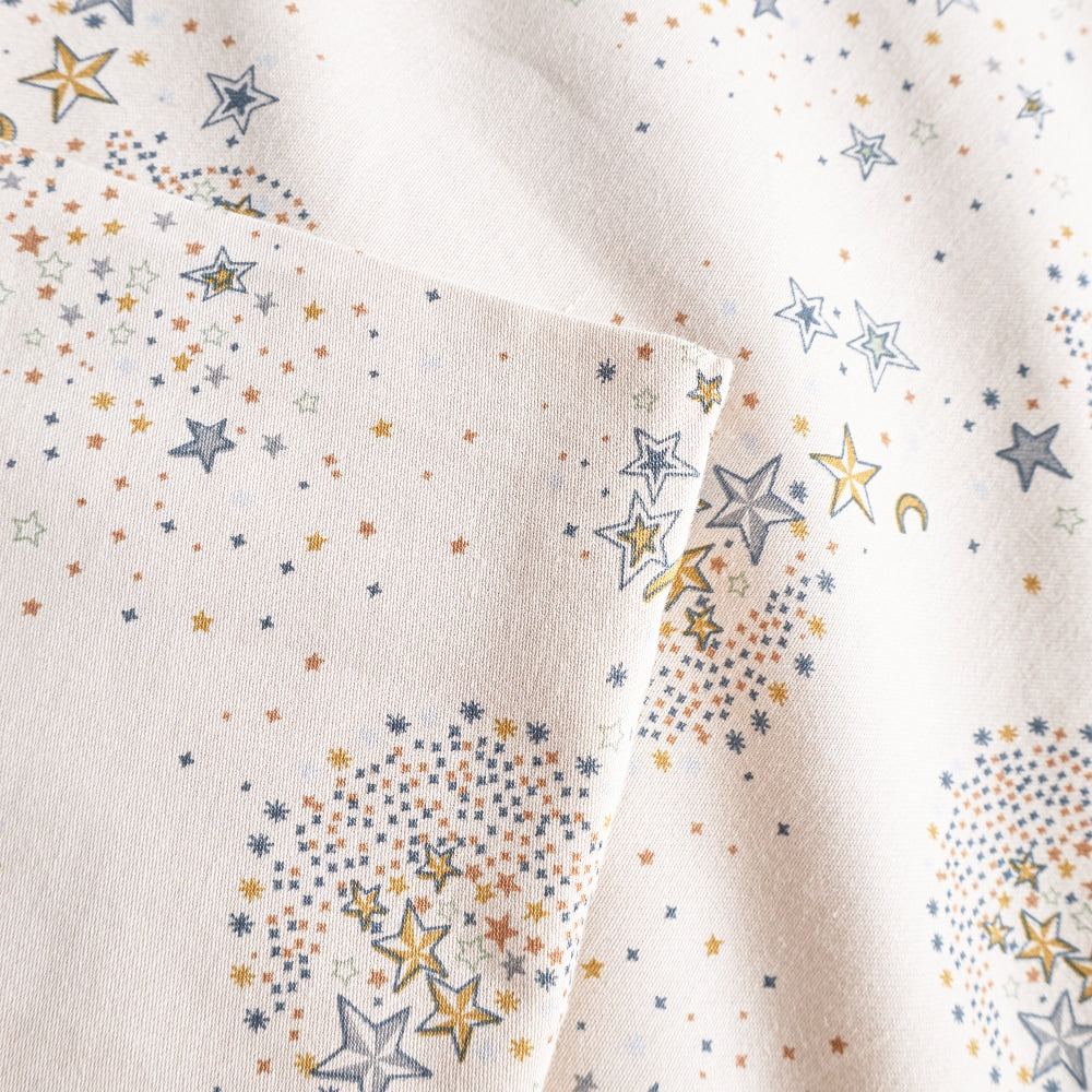 That's Mine Levi sengetøj - Million stars - 100% Organic cotton Buy Sovetid||Sengetøj||Alle||personale||alt minus sløjfe||Million stars here.