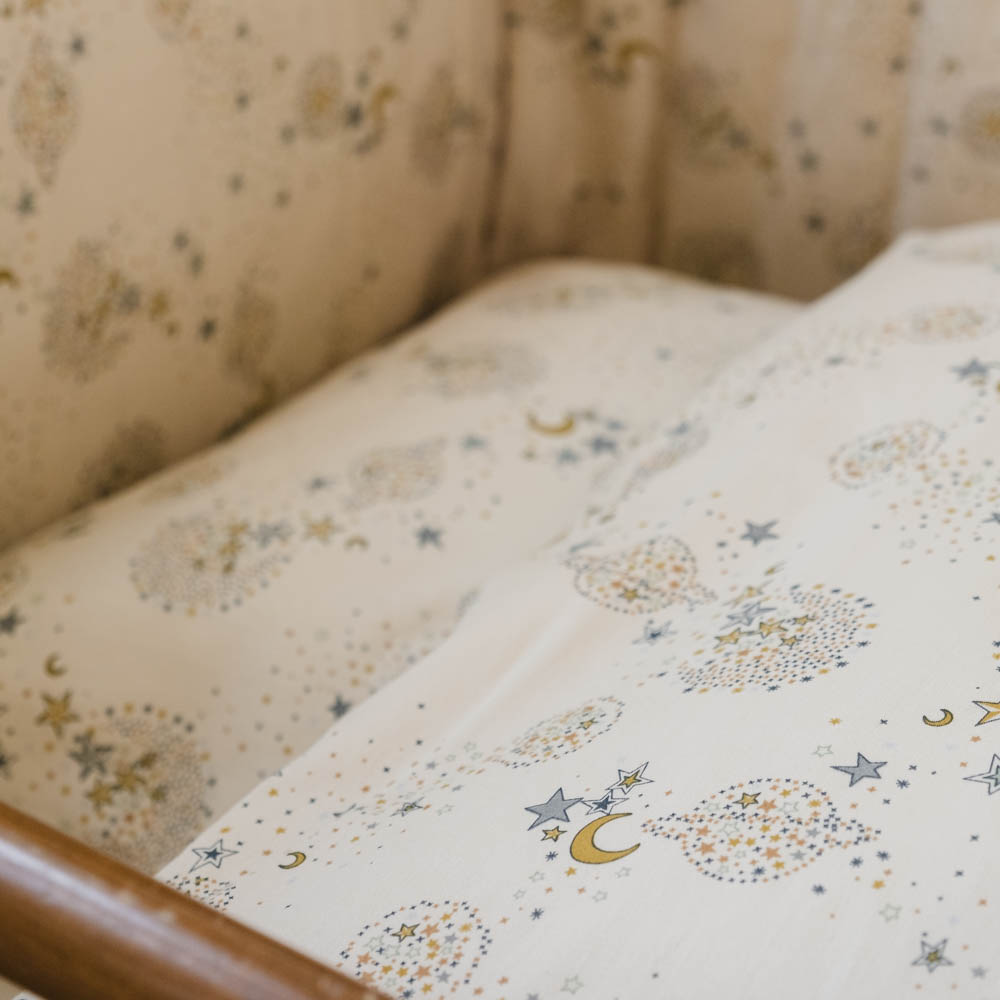 That's Mine Levi sengetøj - Million stars - 100% Organic cotton Buy Sovetid||Sengetøj||Alle||personale||alt minus sløjfe||Million stars here.