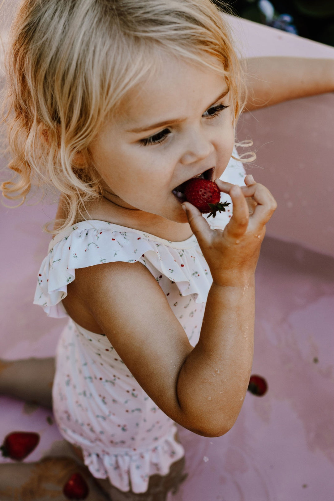 Sophie swimsuit - Wild berries