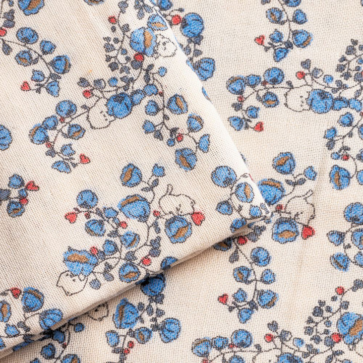 That's Mine Jana svøb - Blue bells - 100% Organic cotton Buy Amning & pusletid||Pusle||Babysvøb||Alle||personale||Efterår & vinter 2025||alt minus sløjfe||mette-sale||Blue bells||drop 1 aw25 here.