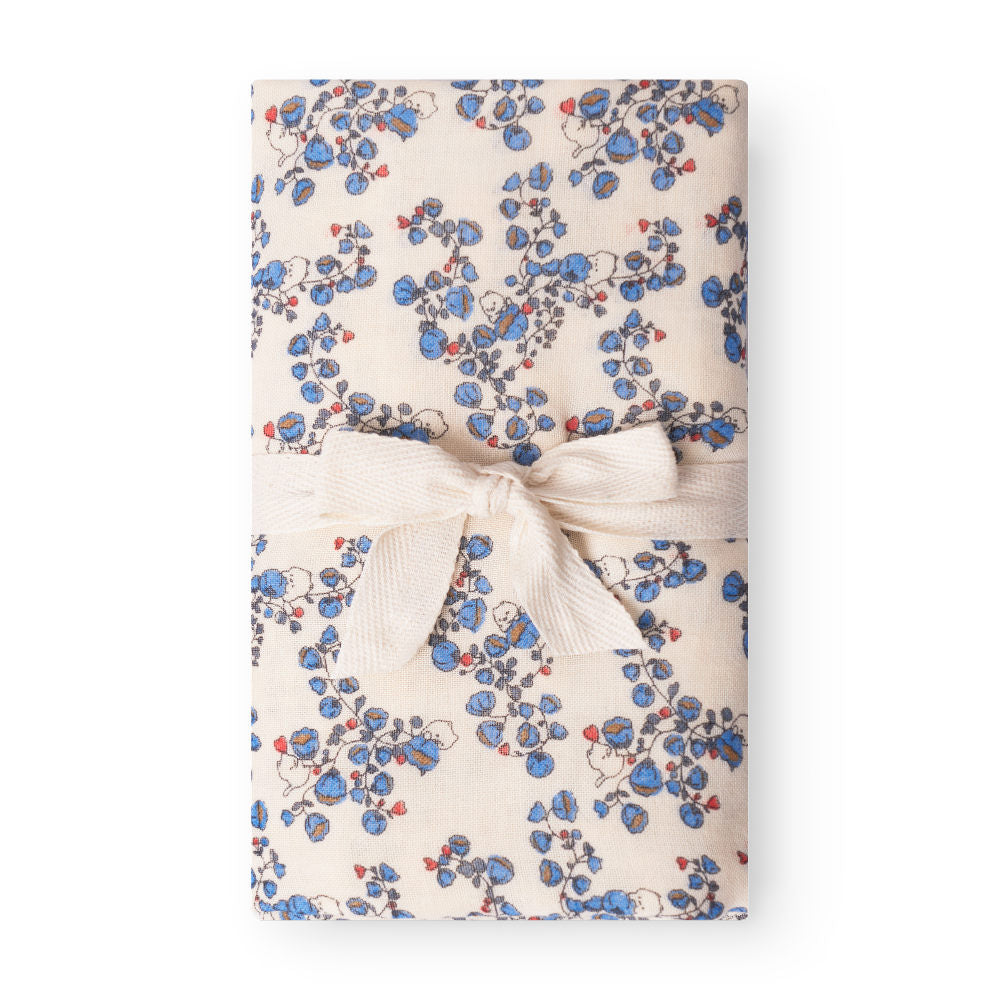 That's Mine Jana svøb - Blue bells - 100% Organic cotton Buy Amning & pusletid||Pusle||Babysvøb||personale||Basics til de små||AW25 here.