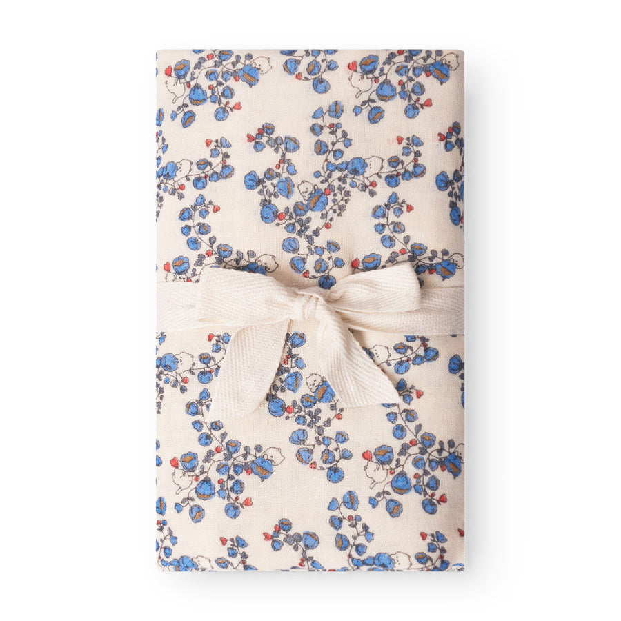 That's Mine Jana svøb - Blue bells - 100% Organic cotton Buy Amning & pusletid||Pusle||Babysvøb||personale||Basics til de små||AW25 here.