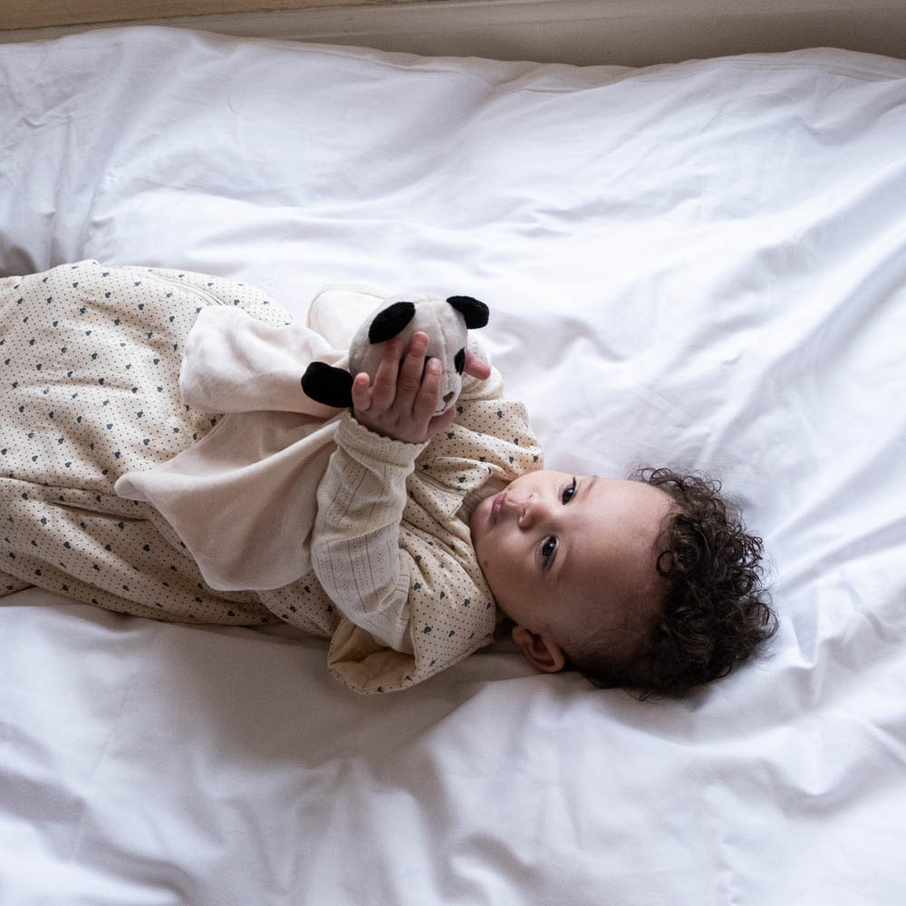 That's Mine Agnes sovepose - Lots of love sky - 80% Organic cotton / 20% Recycled polyester Buy Sovetid||Soveposer||Alle||Favoritter||personale||Efterår og vinter 2024||Lots of love||alt minus sløjfe||NOOS||mette-sale here.