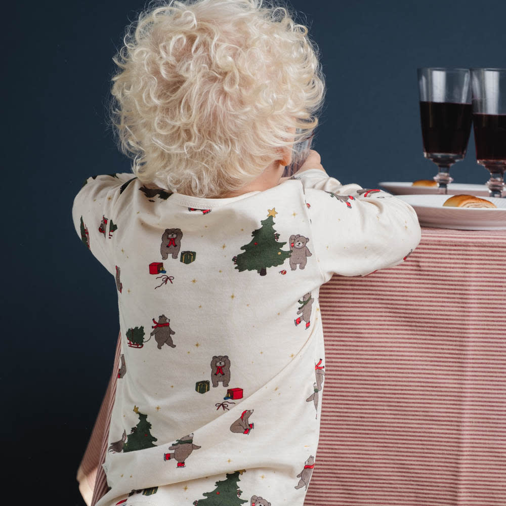 That's Mine Emilio nattøj - Christmas shopping - 48% Organic Cotton / 47% Modal / 5% Elastane Buy Tøj||Nattøj||Alle||personale||alt minus sløjfe||mette-sale||Winter 2025 here.