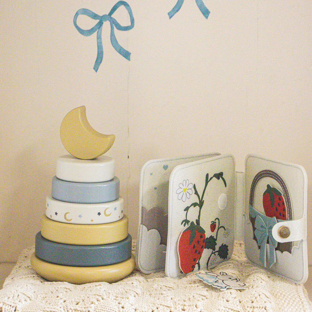 That's Mine Ely filt aktivitetsbog - Fairy sky - 100% Polyester felt Buy Legetid||Legetøj||Aktivitetslegetøj||Udsalg||Alle||Favoritter||Forår og sommer 2025||Udsalg - Legetid||alt minus sløjfe||NOOS||Fairy sky||Summer Bundle||August bundle||mette-sale here.