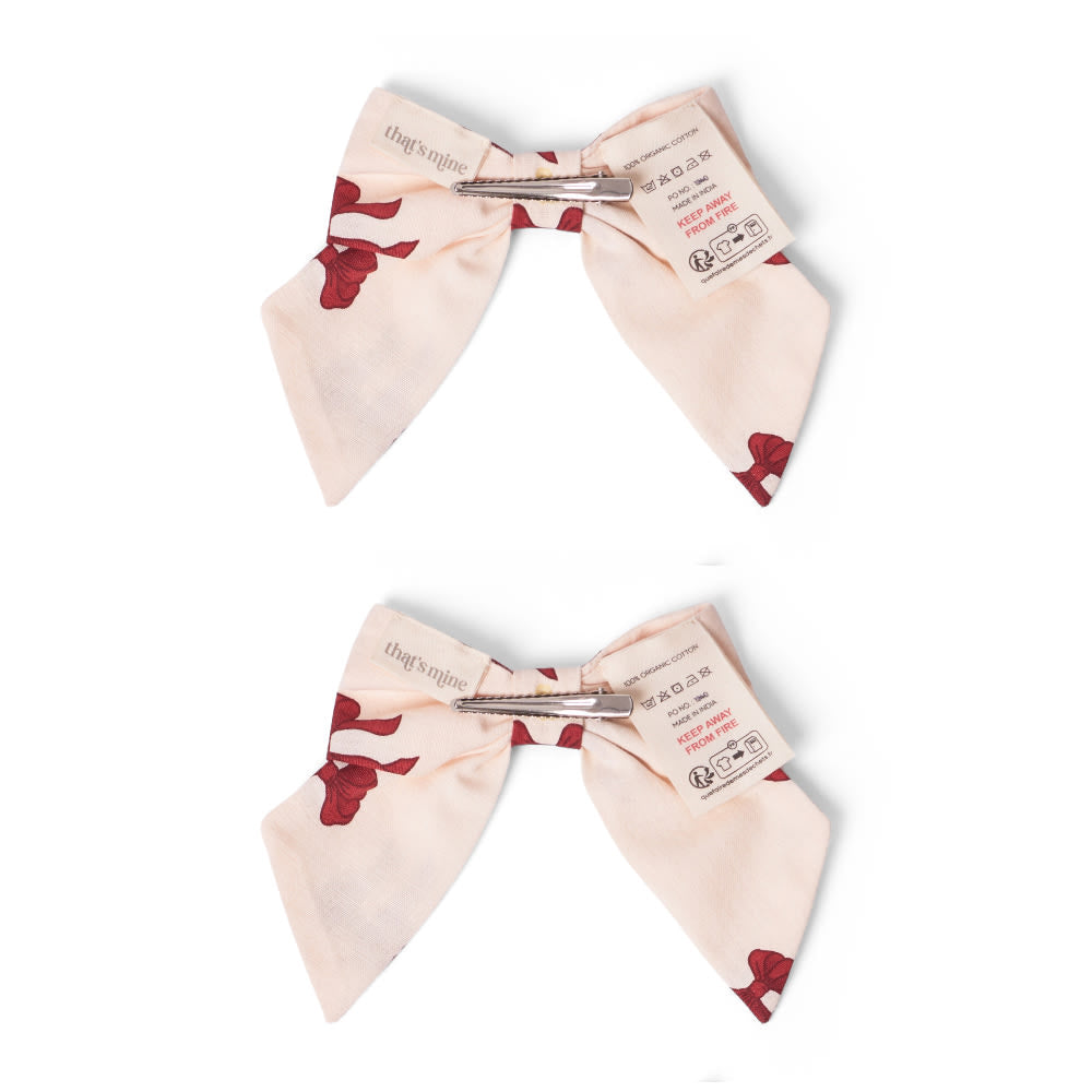That's Mine Tori hair bow clips - 2 pack - Rouge boucle - 100% Organic cotton Buy Tøj||Nyheder||Alle||personale||alt minus sløjfe||mette-sale||Jul 2025 here.