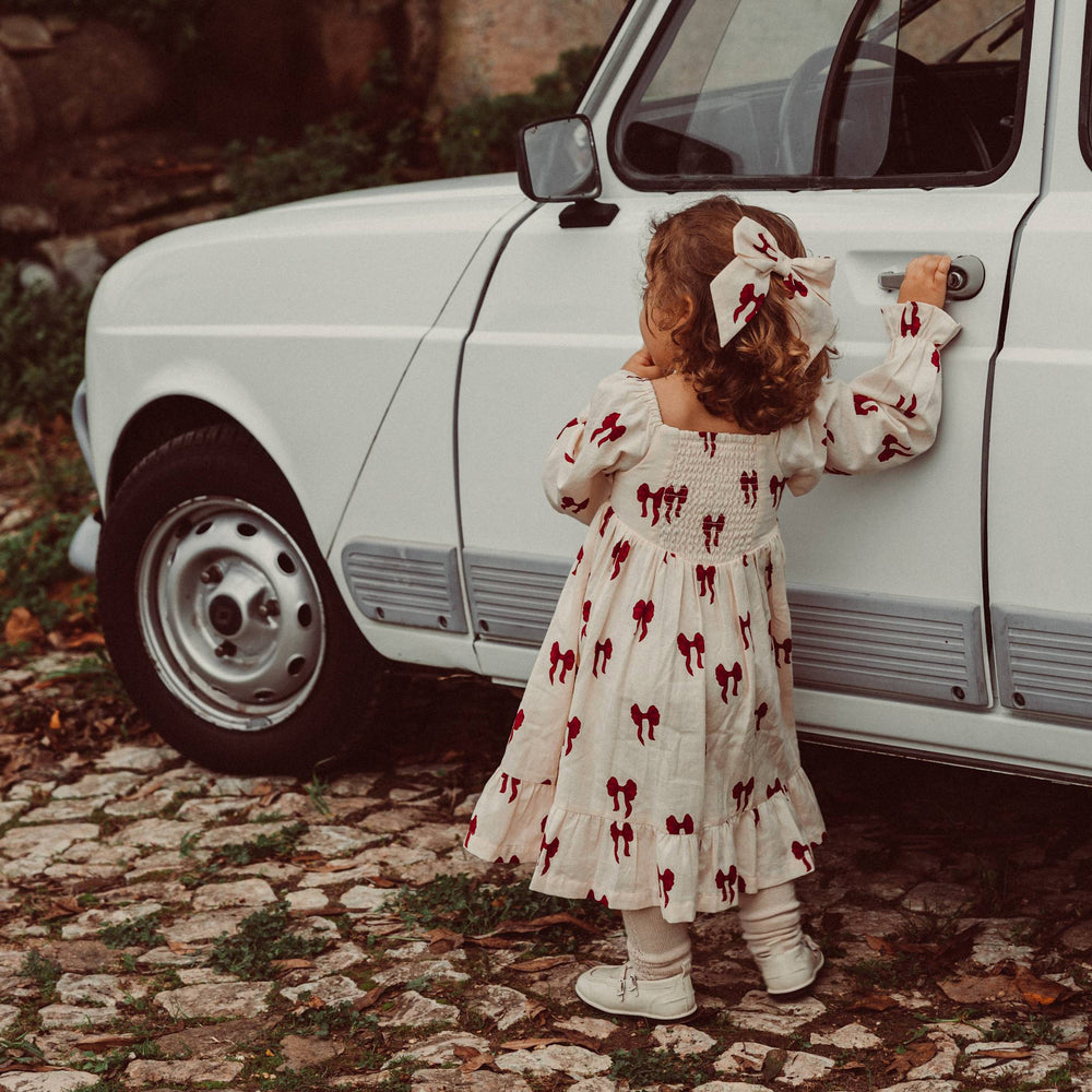 That's Mine Tori hair bow clips - 2 pack - Rouge boucle - 100% Organic cotton Buy Tøj||Alle||personale||alt minus sløjfe||mette-sale||Winter 2025 here.