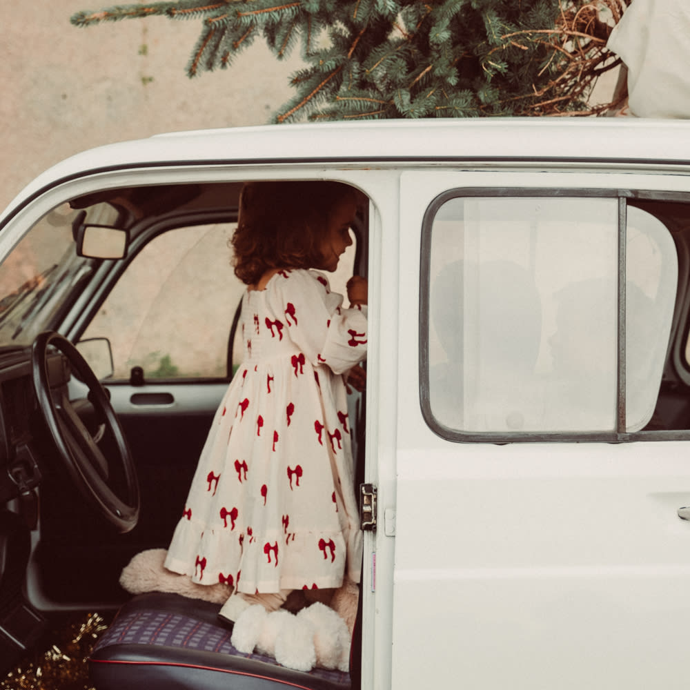 That's Mine Sarah dress - Rouge boucle - 100% Organic cotton Buy Tøj||Kjoler||Nyheder||Kjoler & nederdele||Alle||personale||Efterår & vinter 2025||alt minus sløjfe||mette-sale here.