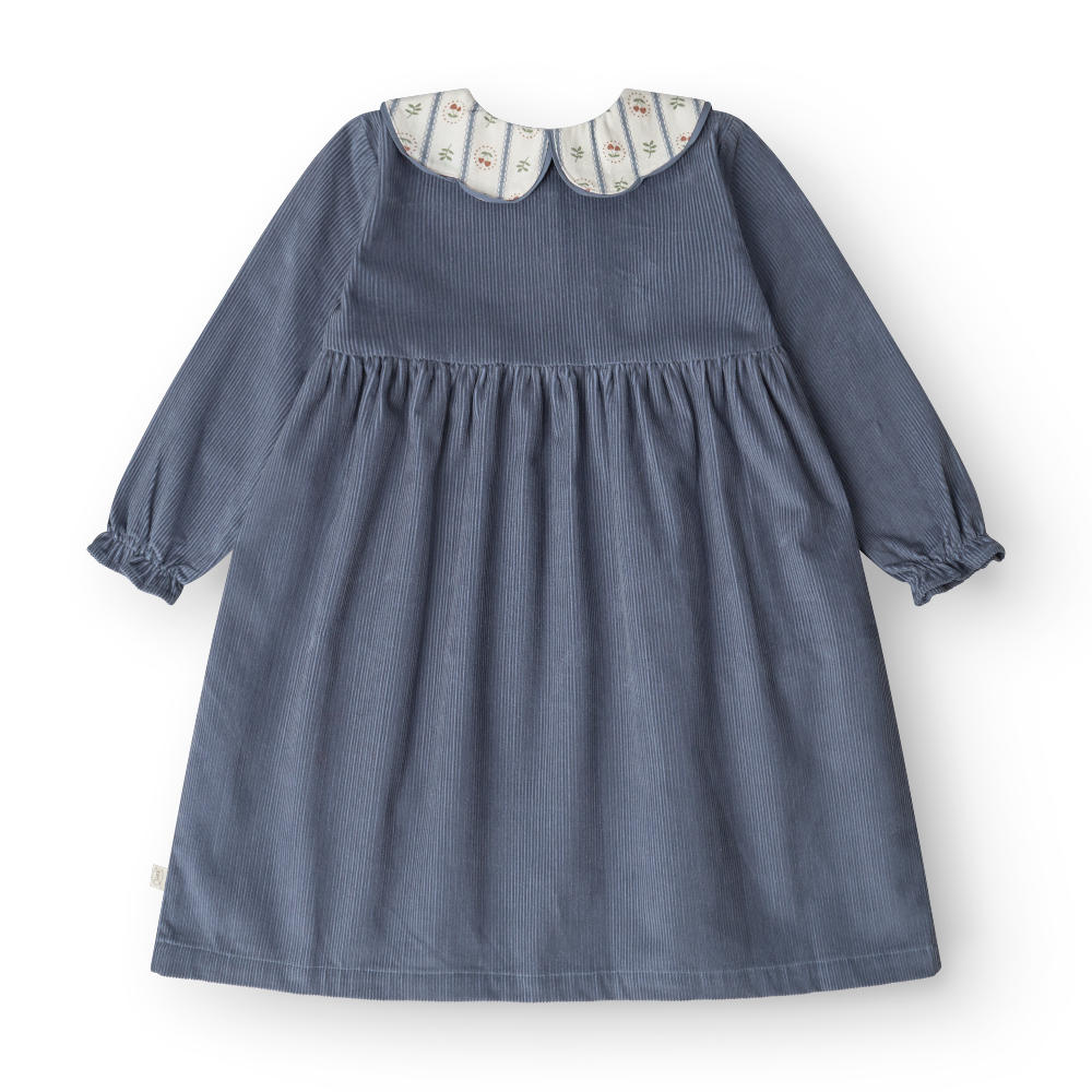 That's Mine Rosalia dress - Flint stone - 100% Organic cotton Buy Tøj||Kjoler||Kjoler & nederdele||Alle||personale||Efterår & vinter 2025||alt minus sløjfe||mette-sale||drop 1 aw25 here.