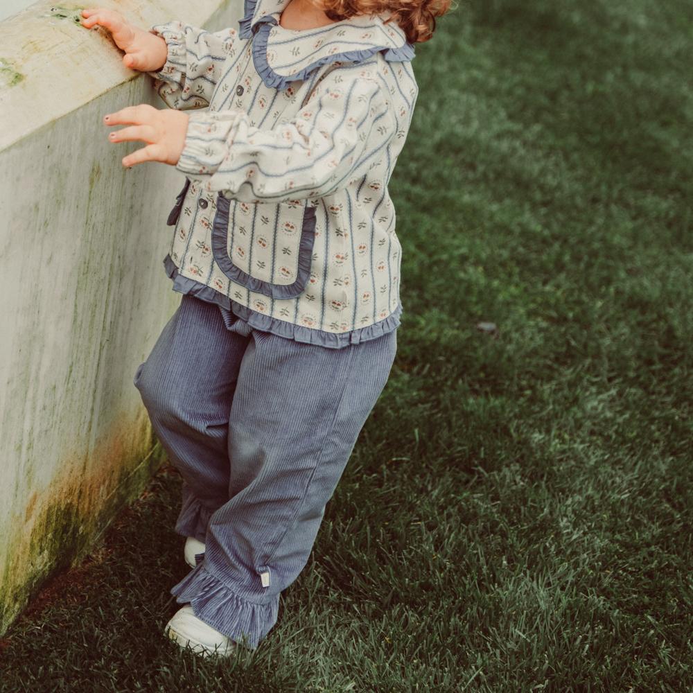 That's Mine Rosanna pants - Flint stone - 100% Organic cotton Buy Tøj||Bukser||Bukser & shorts||Alle||personale||Efterår & vinter 2025||alt minus sløjfe||mette-sale||drop 1 aw25 here.