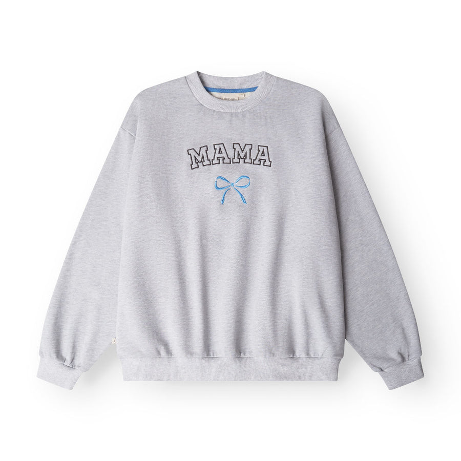 That's Mine Auguste sweatshirt - Mama - 100% cotton Buy Overdele||Sweatshirts||personale||AW25 here.