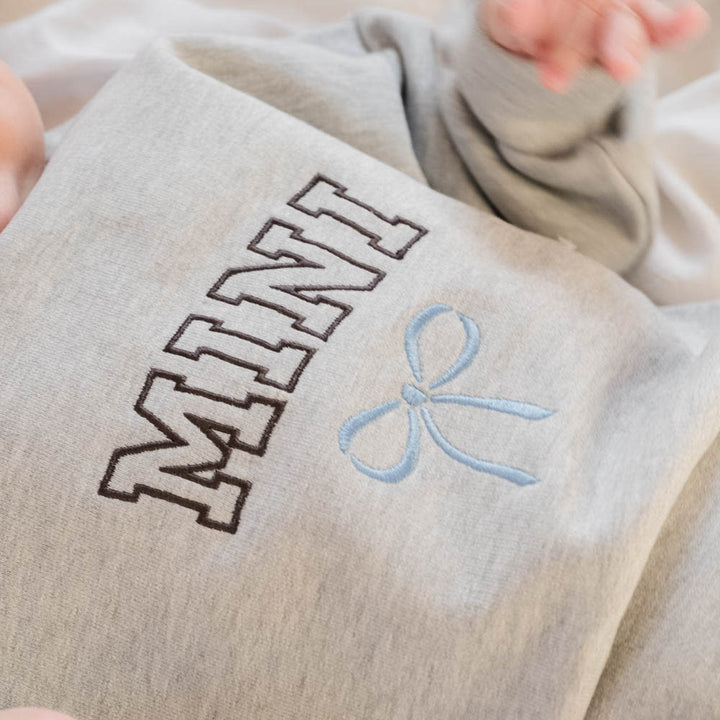 That's Mine Alpha sweatshirt - Mini - 100% Organic cotton Buy Tøj||Overdele||Sweatshirts||Alle||Favoritter||personale||Efterår & vinter 2025||alt minus sløjfe||NOOS||Sweatsæt||AW25 NOOS||mette-sale here.