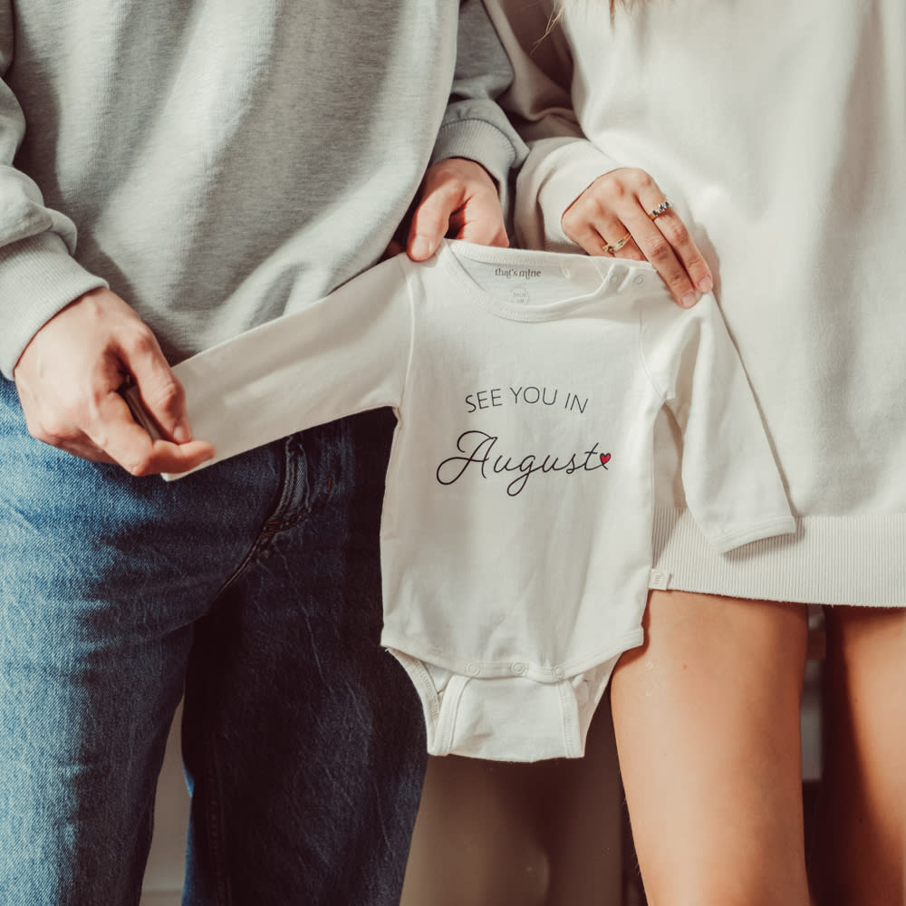 That's Mine Obi bodystocking - See you in august - 100% Organic cotton Buy Tøj||Bodystockings||Undertøj||Alle||Favoritter||personale||Basics||Efterår & vinter 2025||alt minus sløjfe||NOOS||"See you in..." bodystockings||AW25 NOOS||mette-sale here.