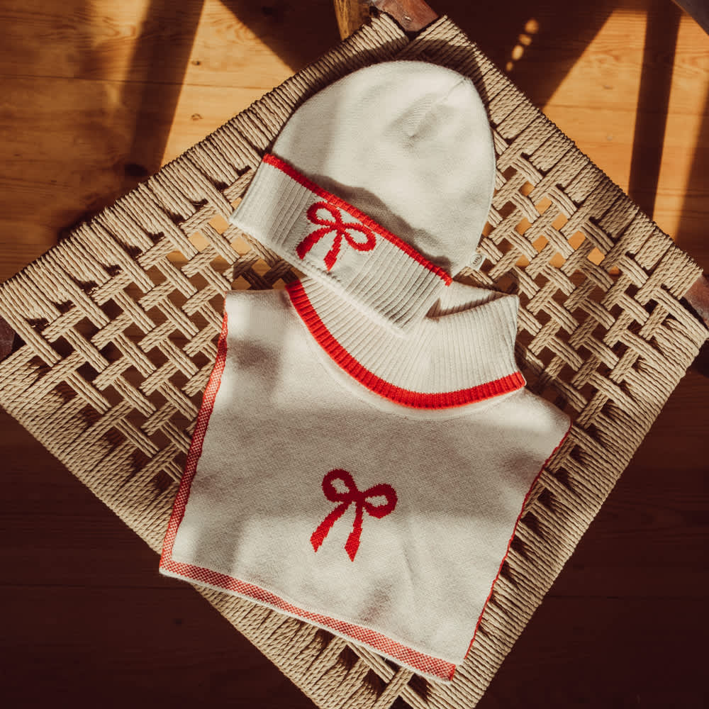 That's Mine Leonora beanie - Almond peach - 100% Organic cotton Buy Tøj||Overdele||Strik||Alle||personale||Efterår & vinter 2025||alt minus sløjfe||mette-sale||drop 1 aw25 here.