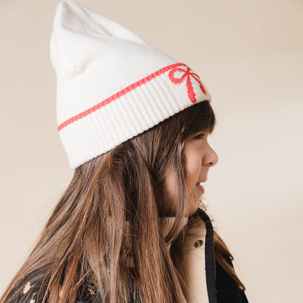 That's Mine Leonora beanie - Almond peach - 100% Organic cotton Buy Tøj||Overdele||Strik||Alle||personale||Efterår & vinter 2025||alt minus sløjfe||mette-sale||drop 1 aw25 here.