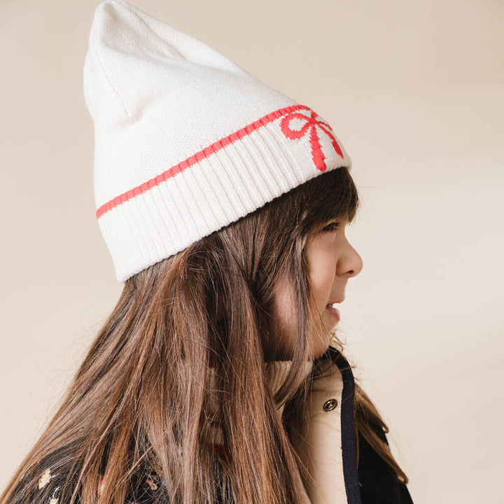 That's Mine Leonora beanie - Almond peach - 100% Organic cotton Buy Tøj||Overdele||Strik||Alle||personale||Efterår & vinter 2025||alt minus sløjfe||mette-sale||drop 1 aw25 here.