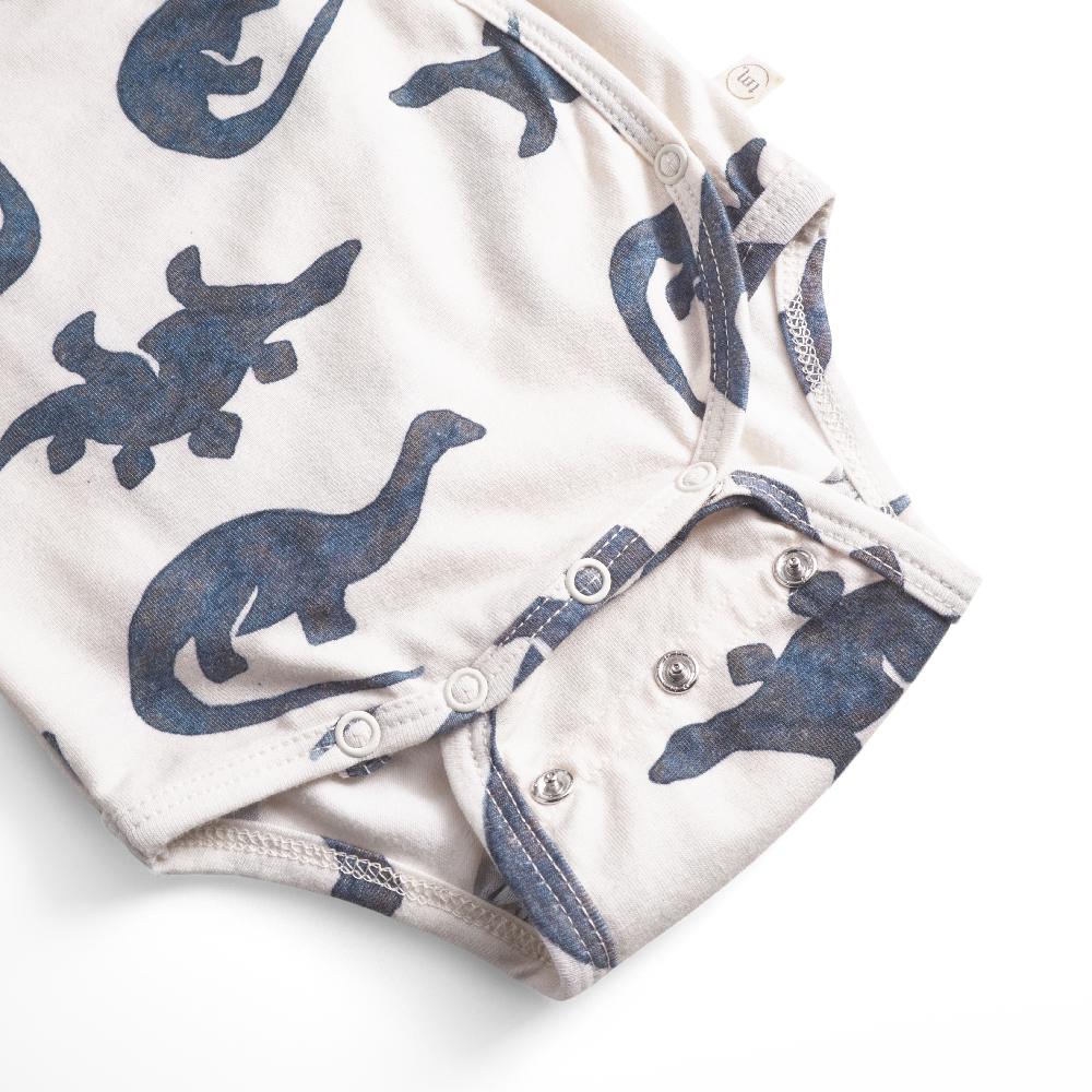 That's Mine Elimar slå-om bodystocking - Mono dino - 48% Organic cotton / 47% Modal / 5% Elastane Buy Tøj||Bodystockings||Undertøj||Alle||Favoritter||personale||Basics||Efterår & vinter 2025||alt minus sløjfe||NOOS||AW25 NOOS||mette-sale||Dinosaurtøj & kostumer||Mono dino here.