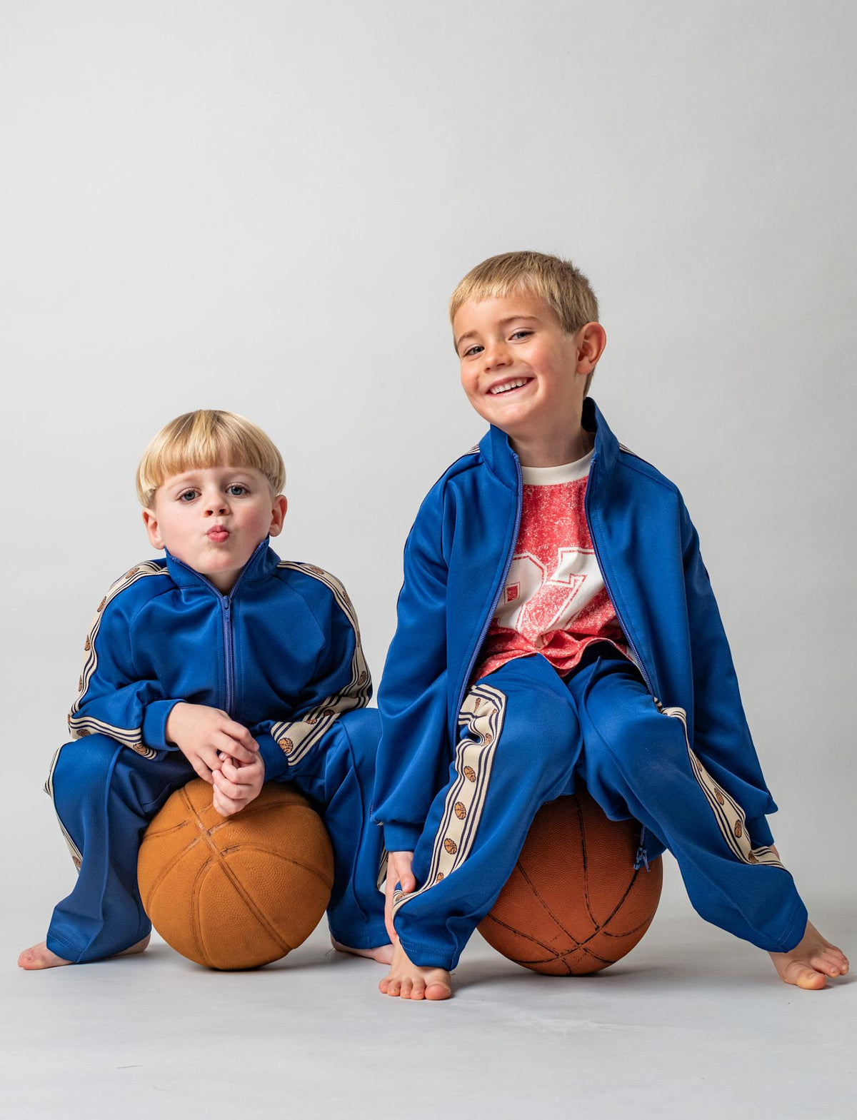 That's Mine Antonie sweatpants - Blue depths - 49% Polyester, 46% Viskose, 6% Elastan Buy Sweatpants||Bukser og leggings||Bukser & shorts||personale||Sweats||AW26||All here.