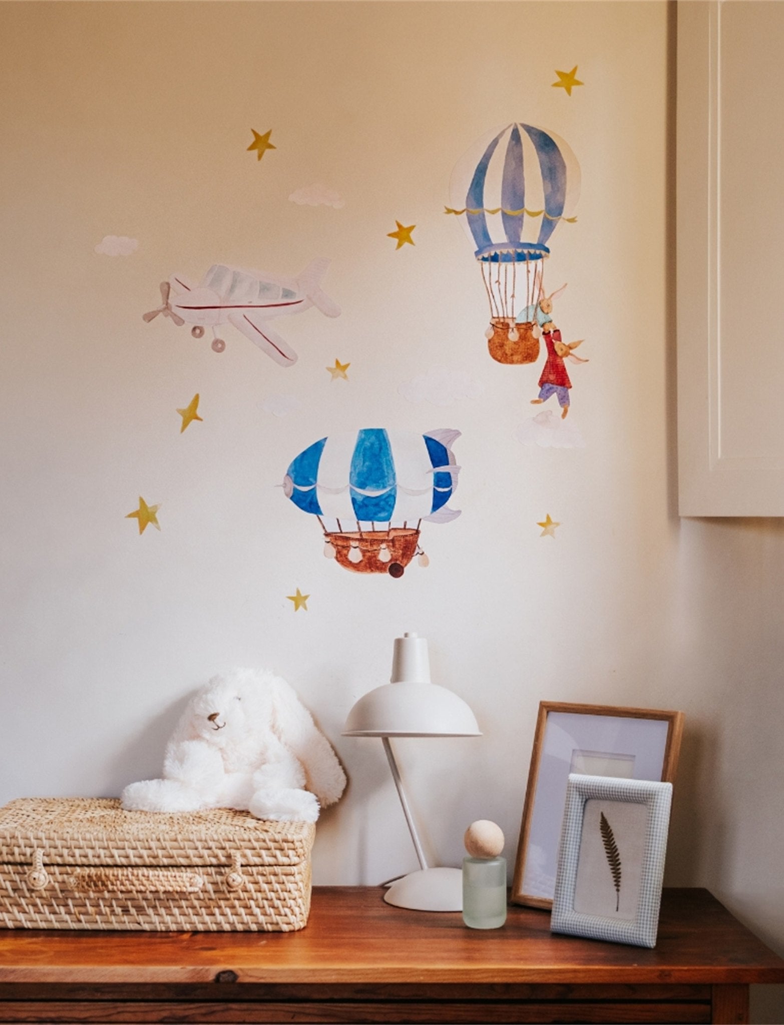 That's Mine Wallsticker flyvende eventyr - Multi - 100% Tekstil folie Buy Bolig & udstyr||Børneværelset||Wallstickers||Alle||personale||Efterår & vinter 2025||alt minus sløjfe||NOOS||AW25 NOOS||mette-sale||Gaveideer||Orderly Emails - Recommended Products||Udstyr til børneværelset||All here.